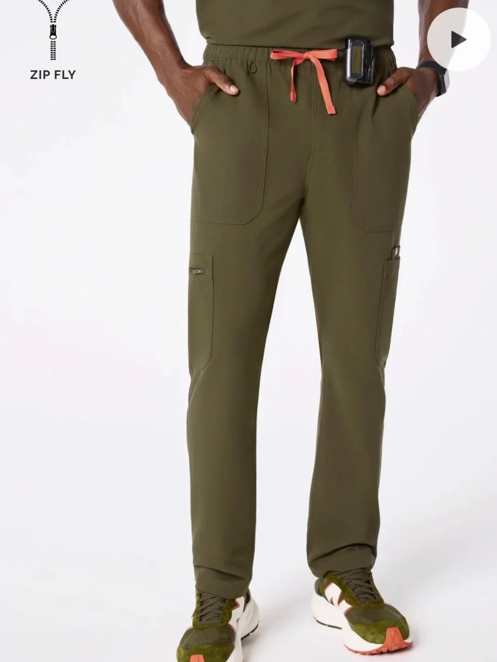 FIGS Technical Collection Cairo Cargo Scrub Pants in Martini Olive Size Large